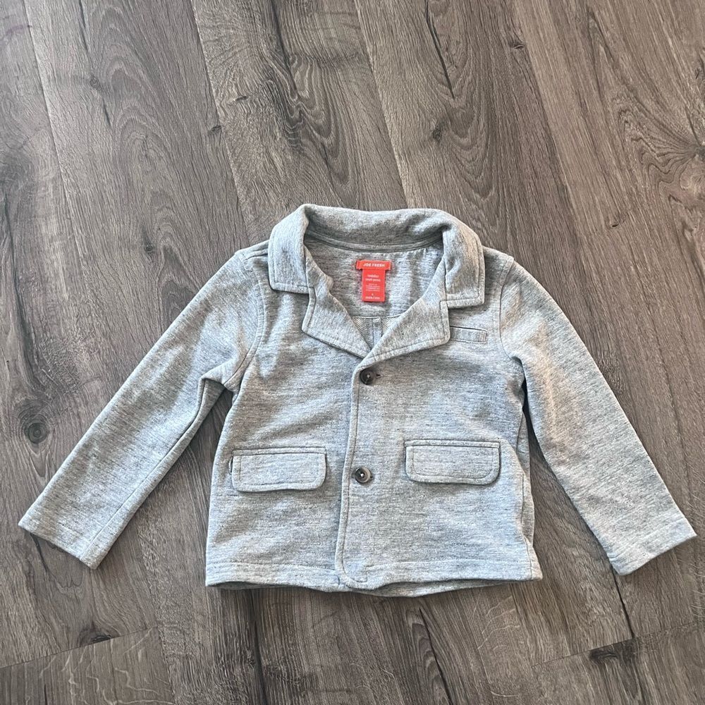 Joe Fresh cotton boy Botton Front Top size 5